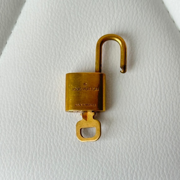 Louis Vuitton Lock and Key - Picture 1 of 2
